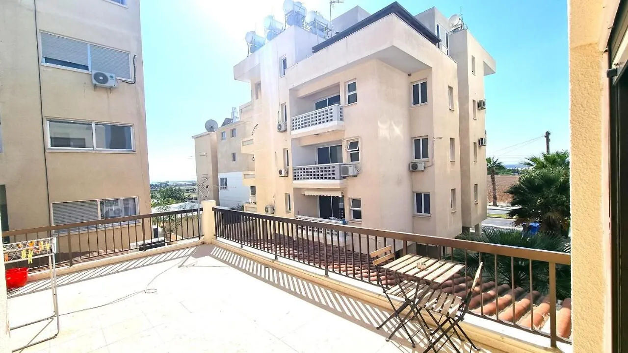Cozy Beach Apt, Near Airport With 100Mbit Internet Larnaca Cyprus